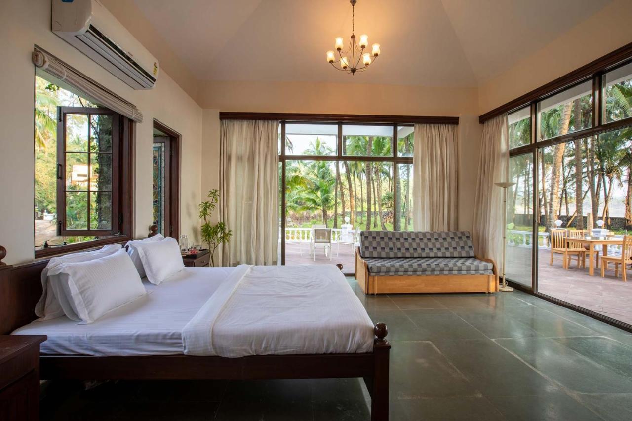Casa Del Mer By Stayvista - Nearby Beach With, Sea-View Rooms & Coconut Farm Alībāg Exterior foto